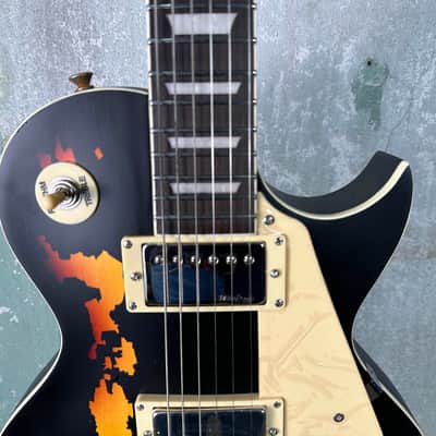 Vintage V100MR-BK Icon Series Single Cut - Black / Sunburst image 4