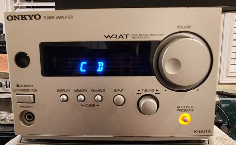 Onkyo Onkyo R-801A Stereo AM-FM Tuner Amplifier and CD recorder