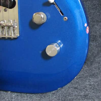 1989 PEAVEY GENERATION STANDARD TELE STYLE GUITAR WITH GATOR HARDSHELL CASE MADE IN THE USA!!! image 3