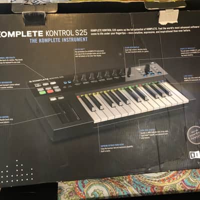 Komplete Kontrol S25 Keyboard Controller MIDI USB W Box image 11