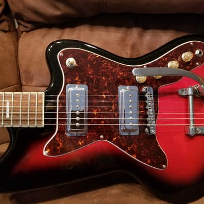 Silvertone 1478 Reissue Red Silver Flake Burst image 3