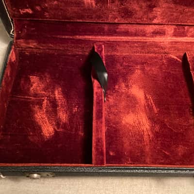 Vintage 1970’s Fender USA Mustang Guitar Case Black Exterior w Maroon Interior Fits Tele Strat image 14