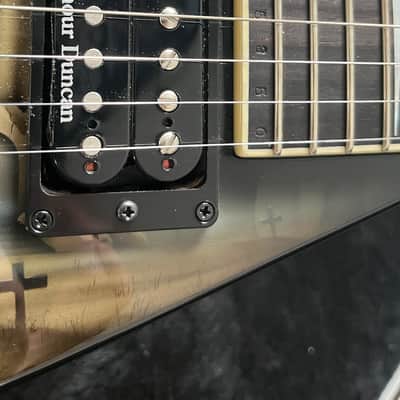 Jackson Custom Shop KV2 King V Dan Lawrence Signed Custom Graveyard Art 2005 image 11