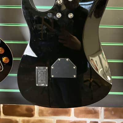 Fret King Super-Matic Gloss Black Electric Guitar image 12