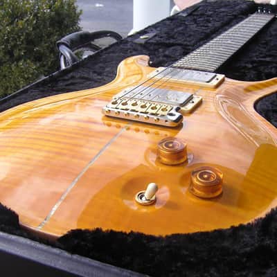 PRS Santana Brazilian Limited 2004 - Santana Yellow image 6