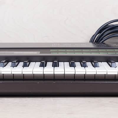 Yamaha DX7 Programmable Algorithm Synthesizer 1980s Brown Original Version Made in Japan MIJ image 2