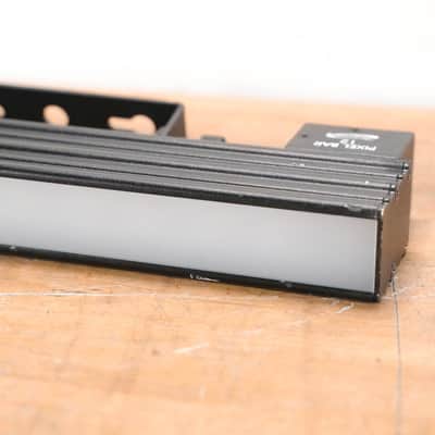 Elation Pixel Bar 12 LED Fixture (12 LEDs) CG01MAZ image 2
