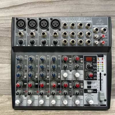 Behringer Mixer Xenyx 1202 Fx image 2