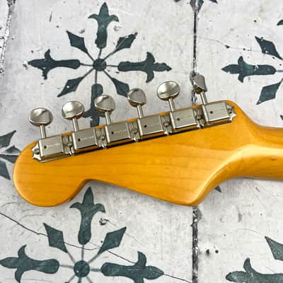 Fender 70th Anniversary American Vintage II '54 Stratocaster • -Color Sunburst • 2024 • 8.25 lb image 8