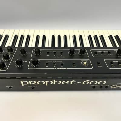 AS-IS* Sequential Prophet 600 61-Key 6-Voice Polyphonic Synthesizer 1982 - 1985 - Black with Wood Sides PROJECT image 10