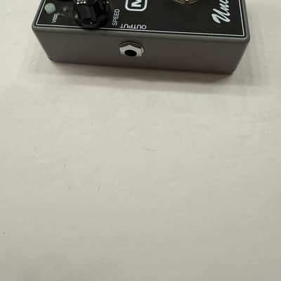 MXR Dunlop M-68 Uni-Vibe Chorus Vibrato Univibe Guitar Effect Pedal image 3