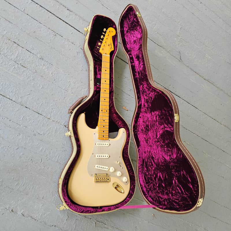 Fender 60th Anniversary '50s Stratocaster 2014 - Desert Sand Nitro Relic image 1