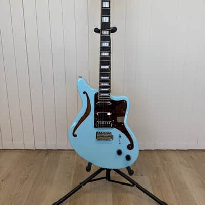 D'Angelico Premier Bedford SH with Tremolo 2021 - Sky Blue image 1