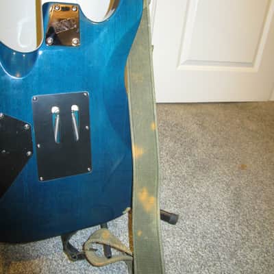ESP LTD MH-103 QM 2008 - 2018 - See Thru Blue image 2
