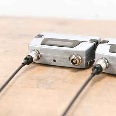 Sennheiser EM 3532-U Mikroport Receiver w/ SK5212-II Packs 530-566MHz CG012B4 image 20