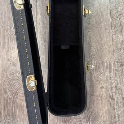 Guild Vintage Hard Shell Guitar Case – Fits Ovation Roundback Acoustic image 17