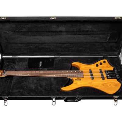 BootLegger Guitar Absinthe 5 String Bass 2025 - Gloss - EMG Active image 11