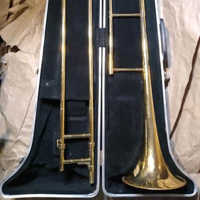 Indiana Music Co Professional trombone, USA, with case and mouthpiece, Very Good Condition image 1