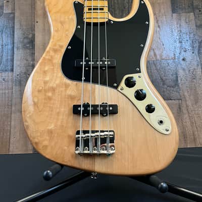 Fender Classic Vibe 70's Jazz Bass 2020 - Natural image 4