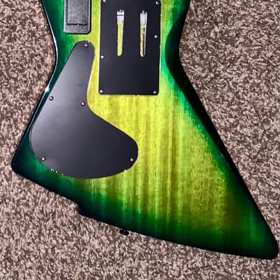 Schecter E-1 FR S Sustainiac Green Burst electric guitar sustainiac Floyd rose ohsc image 4