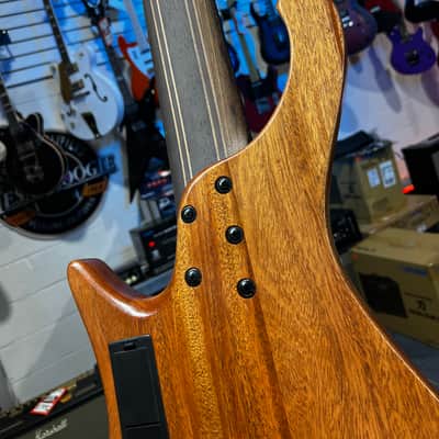 Immagine Ibanez EHB Ergonomic Headless 6-string Multi-scale Antique Brown Stained Low Gloss Auth Dealer! 744 GET PLEK’D! - 12