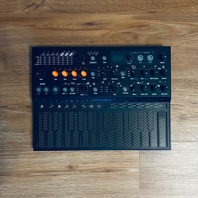 Arturia MicroFreak Stellar 25-Key Algorithmic Synthesizer 2023 - Present - Black image 1