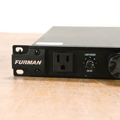 Furman PL-8C 15A Classic Series Power Conditioner with Lights CG013PD image 4