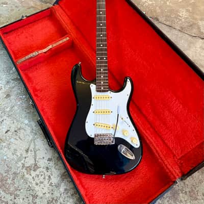 MIJ Fender Stratocaster ST62 SQUIER E serial c 1985 - Black original vintage Japan Fujigen image 4