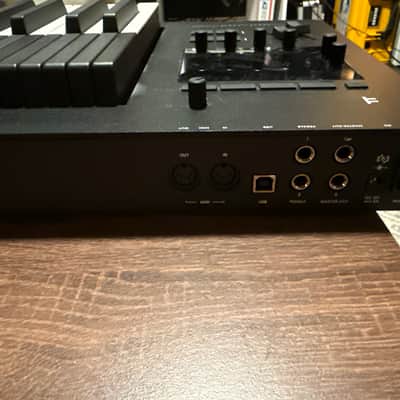 Expressive E Osmose 61-Key Polyphonic Synthesizer/MIDI Controller 2026 - Black image 7