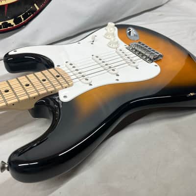 Squier Affinity Series Stratocaster Strat Electric Guitar - 2-Color Sunburst image 20