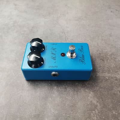 MXR M103 Script Blue Box Reissue image 3