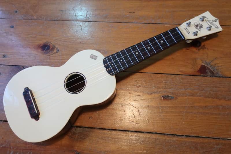 Vintage 1950s Maccaferri Islander Ukulele 4 String Uke Ukulele White Body Red MOP Pearliod image 1