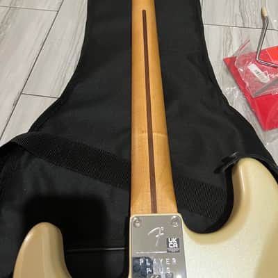 Fender Player Plus Stratocaster with Maple Fretboard 2021 - Present - Olympic Pearl image 9