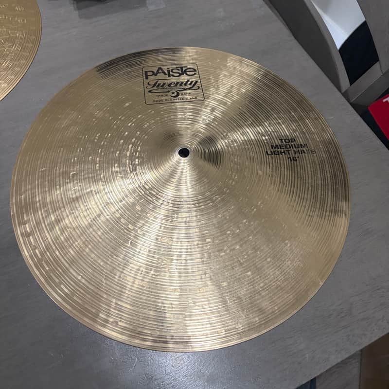 Paiste Cracked Medium Light hi hat top image 1