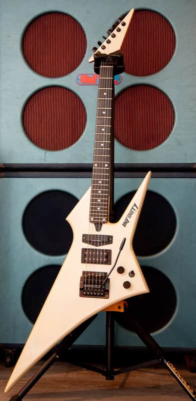 JTG Infinity designed by David Petschulat and built by Fujigen
