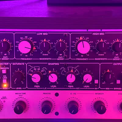 Drawmer 1974 Stereo Parametric Equalizer - Black image 3