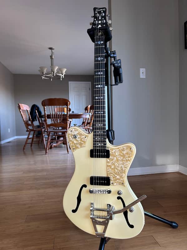 Framus Hollywood Custom image 1