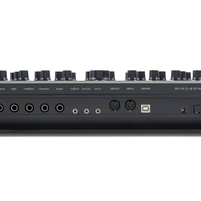 Modal Electronics Carbon8X Experimental Digital Keyboard Synthesizer [USED] image 6