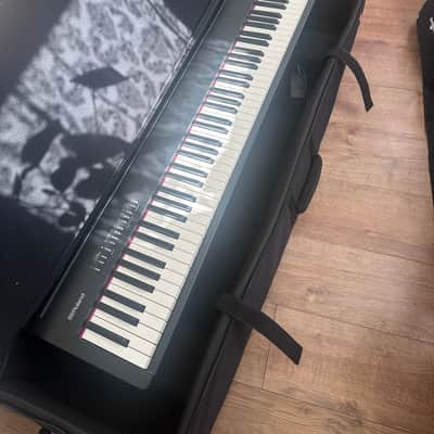 Roland FP-30X 88-Key Digital Portable Piano 2020 - Present - Black