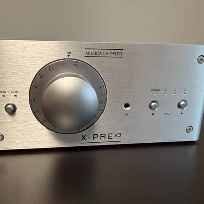 Musical Fidelity X-Pre V3 (Preowned) Excellent Condition comes with remote image 2