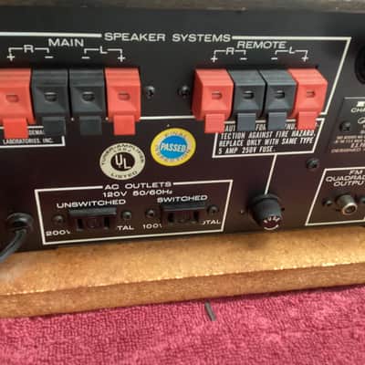 Marantz Model 2250B 50-Watt Stereo Solid-State Receiver 1976 - 1977 - Silver with Wood Case image 4