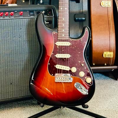 Fender Stratocaster 2021 - 3 Color Sunburst image 1