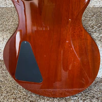 Hamer Phantom Custom Cherry Sunburst 1997 with Tremolo image 8