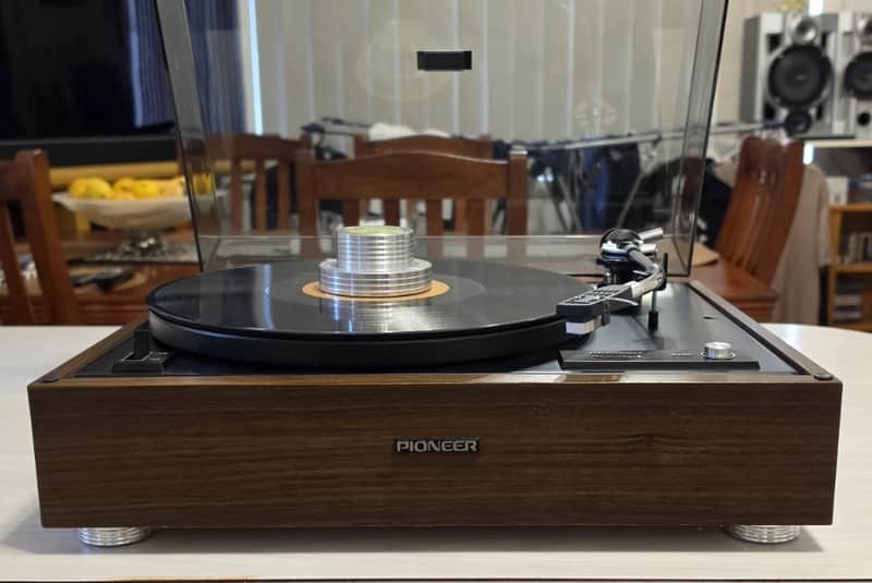 VINTAGE PIONEER TURNTABLE/MADE IN JAPAN/1973//33/45 SPEED image 1