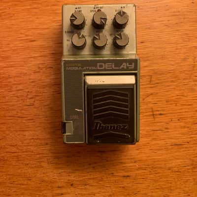 Ibanez DML Digital Modulation Delay | Reverb