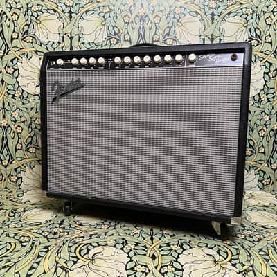 Fender Super-Sonic Twin Combo