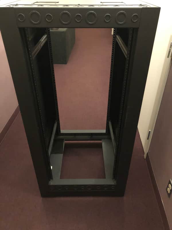 Unknown Equipment Rack 90’s Flat Black