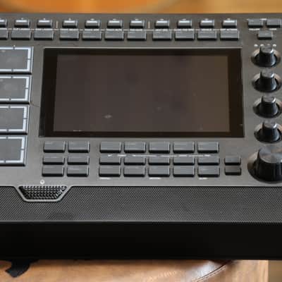 Akai MPC Live III Standalone Sampler / Sequencer 2025 - Present - Black image 3