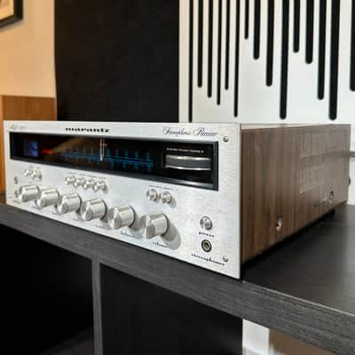 Marantz Model 2230 30-Watt Stereo Solid-State Receiver 1972 - 1974 - Silver with Wood Case image 5