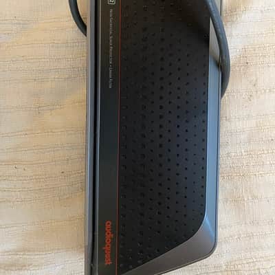AudioQuest Powerquest2 AV Power Conditioner image 2